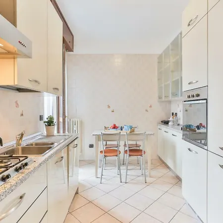 The Best Rent - Big Near San Siro Stadio Apartment *